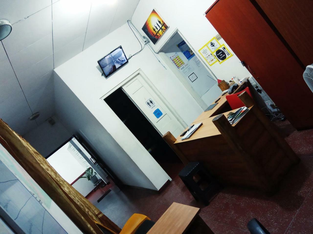 Colombo City Jumbo Backpackers Hostel Exterior photo